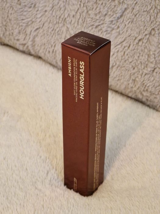 Hourglass pędzel Ambient Soft Glow