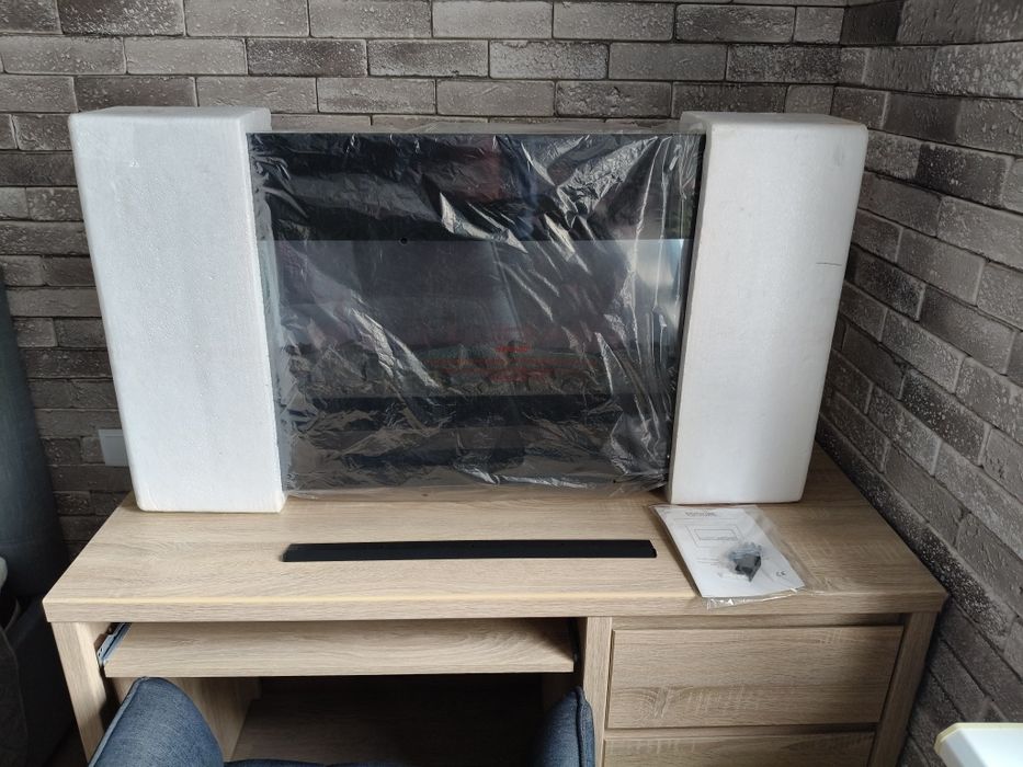 Продам електричний камін BonFire RLF-W01 новий