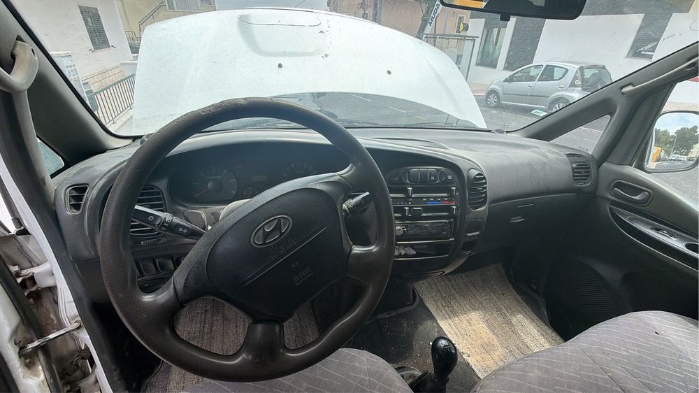 Hyundai h1 2.5cc