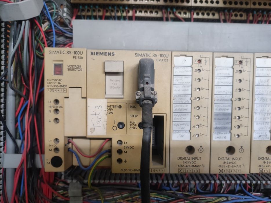 Autómato Siemens Simatic - SS - 100 U