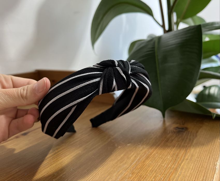 Opaska do włosów w paski