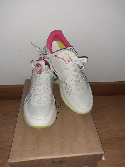 Sapatilhas Ténis brancos da Pepe Jeans. Tamanho 37