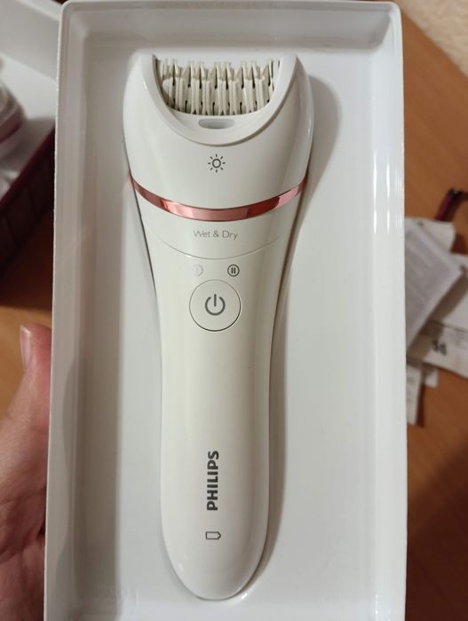 Эпилятор Philips 8000