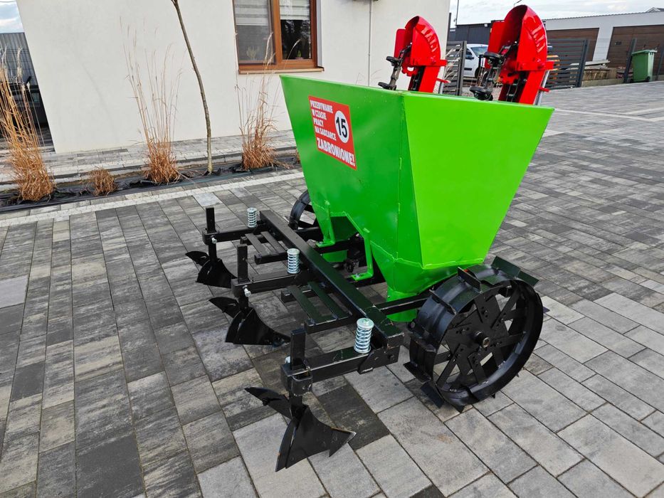 Nowoczesna sadzarka do ziemniaków – 2 rzędy, regulacja dowóz RATY