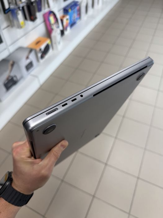 Apple Macbook Pro 16 2021 M1 Pro 16gb 512gb