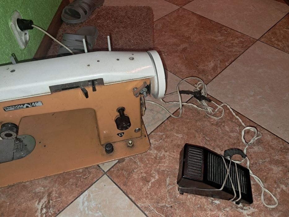 Maszyna do szycia Predom Lucznik 466 Sosnowiec • OLX.pl
