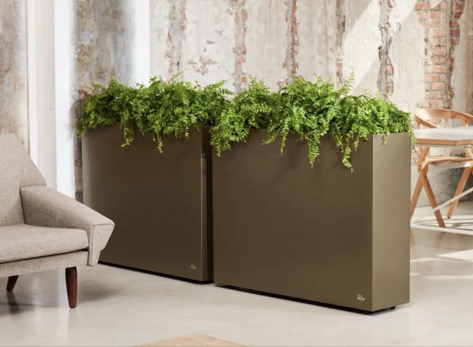 Corta vento e floreiras separadores de ambientes