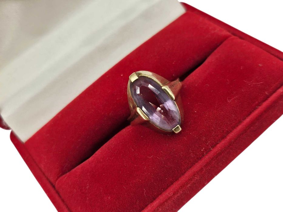 RETRO PIERŚCIONEK z fioletowym oczkiem 4,21G ZŁOTO 333