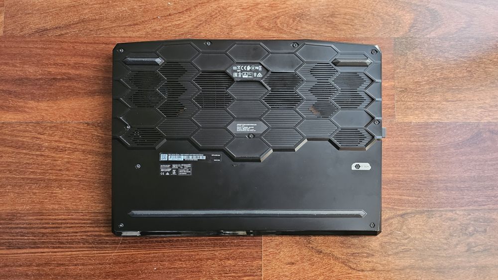 MSI GE66 Raider | RTX 3070 | i7-10870H | 32GB RAM | 1TB SSD | Performance Otimizada