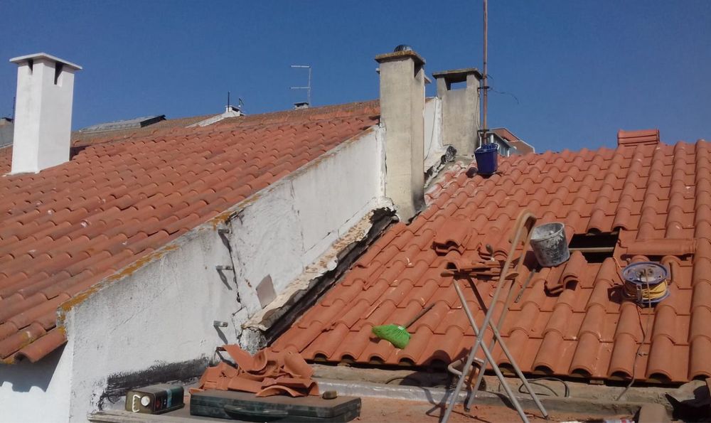 Reparação telhados/claraboia/ canalizador e vazamentos/ Toda lisboa