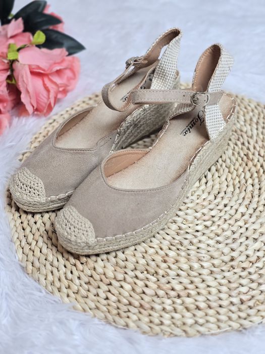 Espadryle damskie sandałki na koturnie na lato 38 beżowe nude nowe