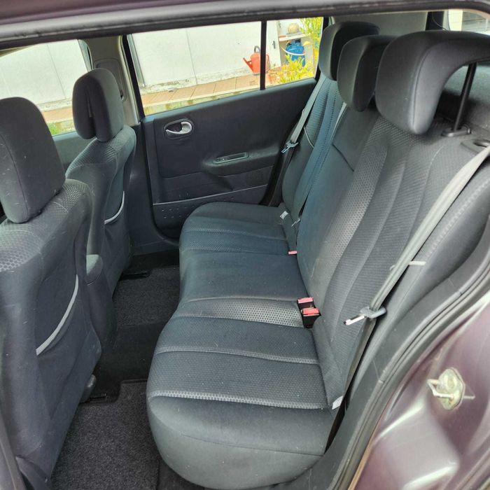 2004 Renault Mégane 1.5 DCI – Diesel – Manual – 5 Portas