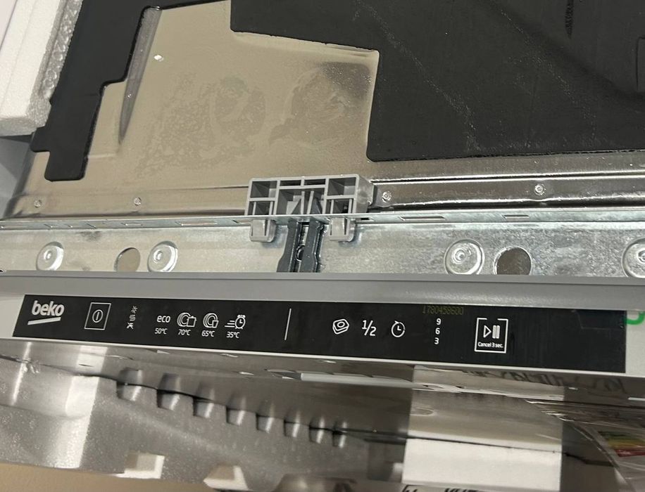 Посудомийна машина Beko DIN 34322 60 см