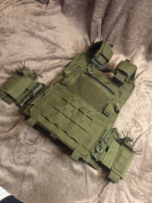 Kamizelka Taktyczna Plate Carrier z ladownicami, quick release, molle