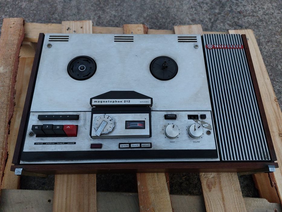 Magnetofon szpulowy TELEFUNKEN 212 automatic zamiana