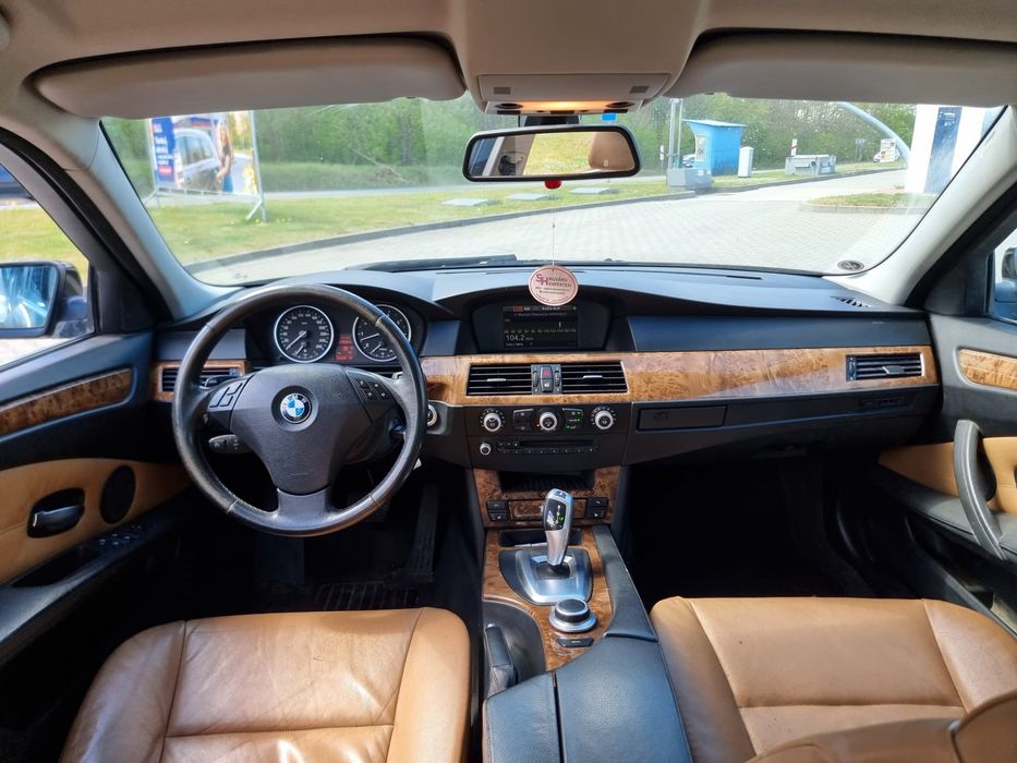 Bmw e60 523i 2007 polift sedan bixenon