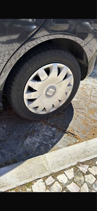 Tampoes de roda Seat
