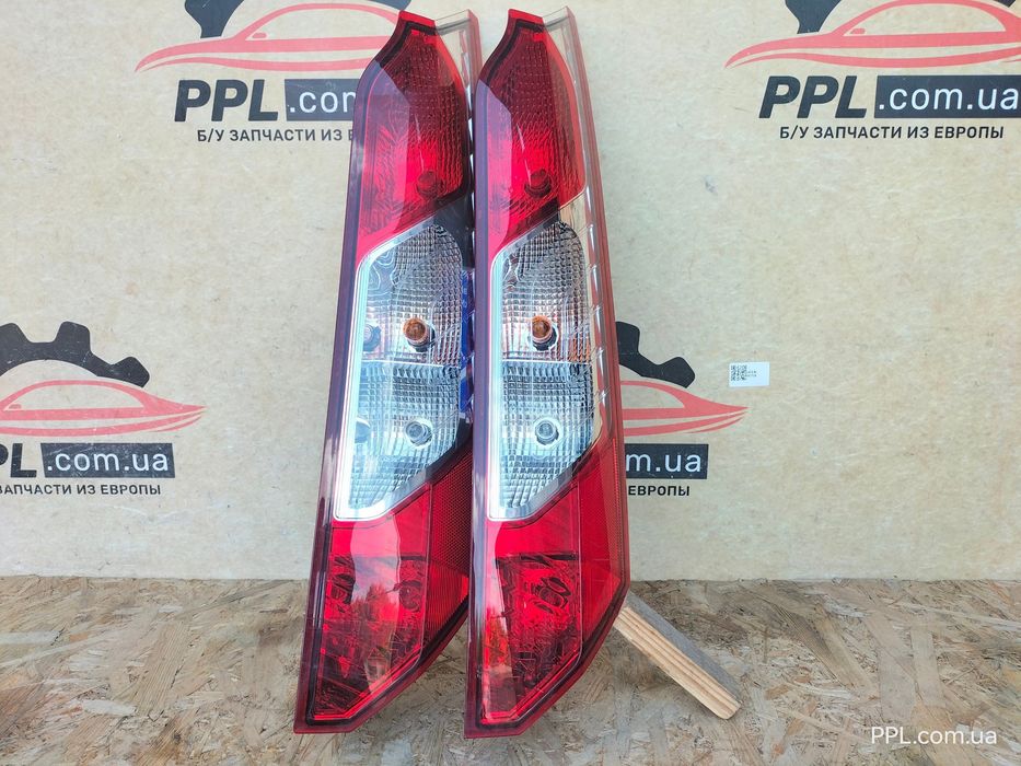 Ford Transit Connect II Mk2 13-21 фонарь задний правый DT11-13404-AD