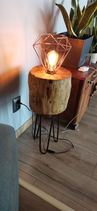 Lampa nocna loft