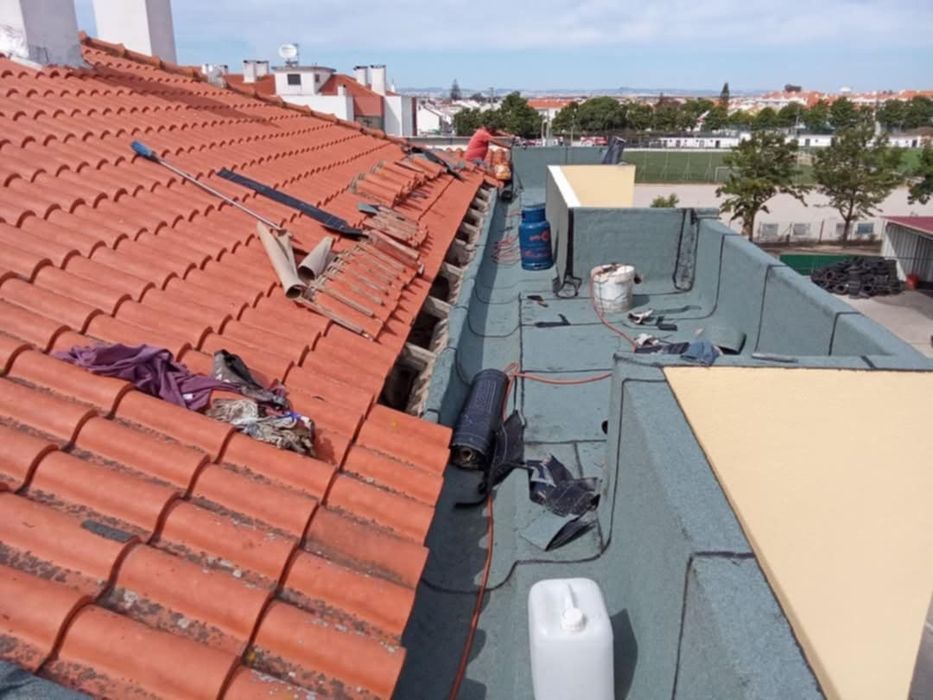 Impermeabilizações de telhados ,terraços algerozes e caleiras ,empenas