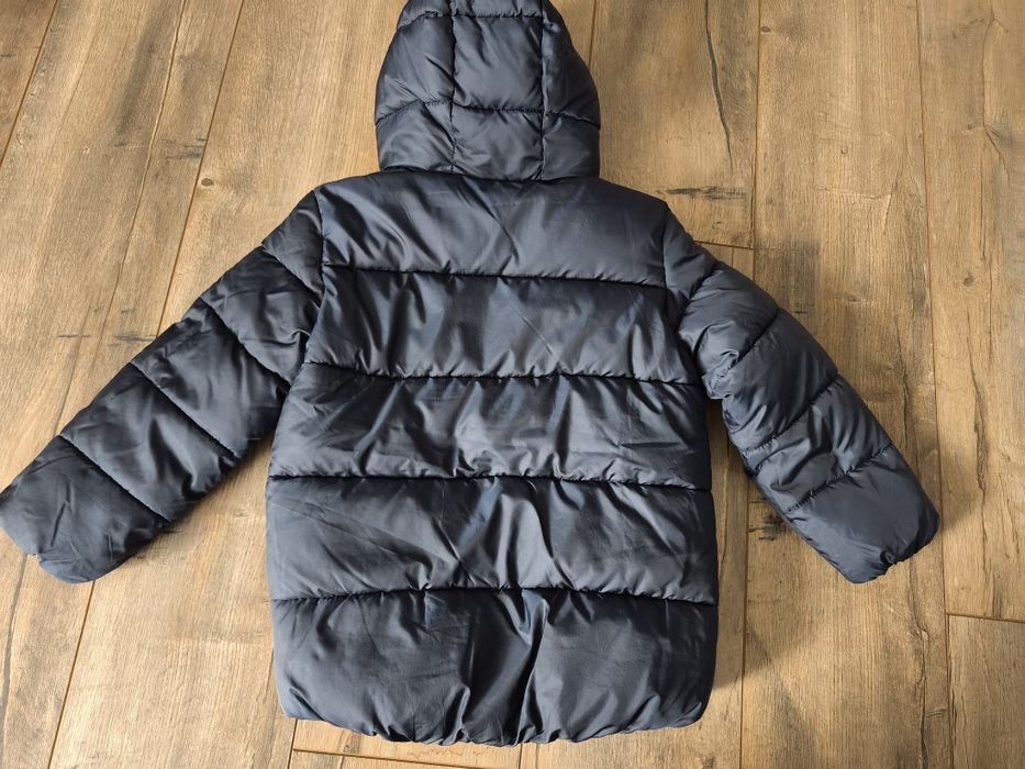 Зимова куртка Lefties, розмір 118 см