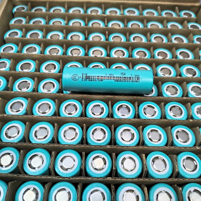 Высокотоковые аккумуляторы 18650 EVE 20P 2000mAh 25A Новые акумулятор