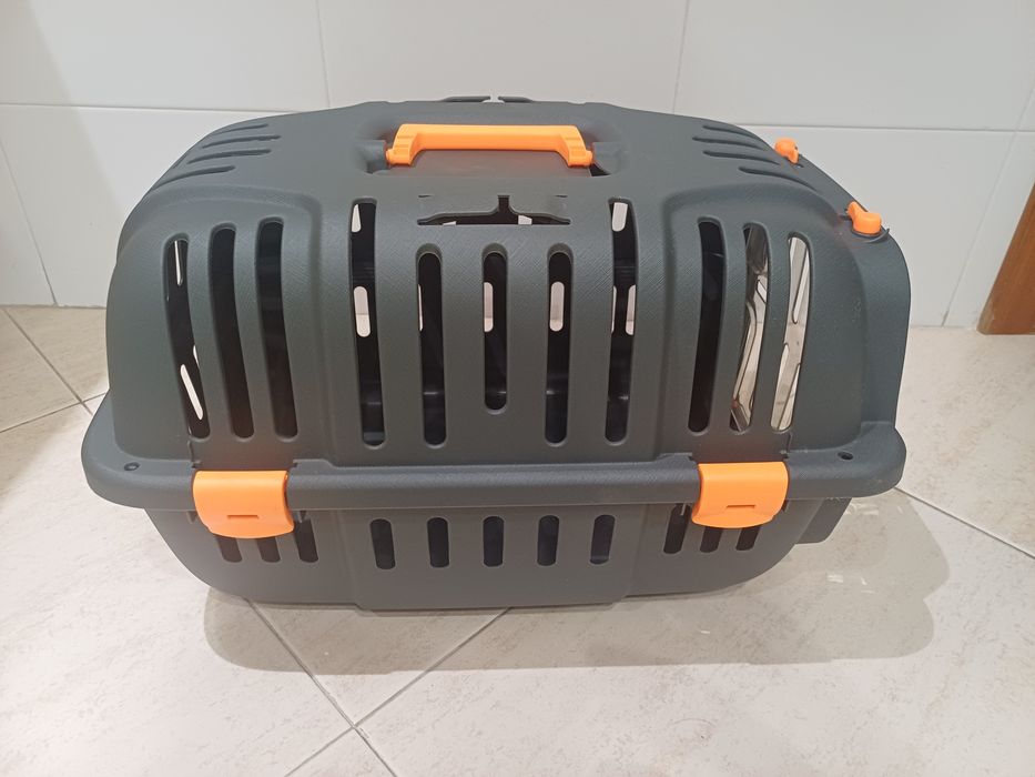 Caixa de transporte de animais