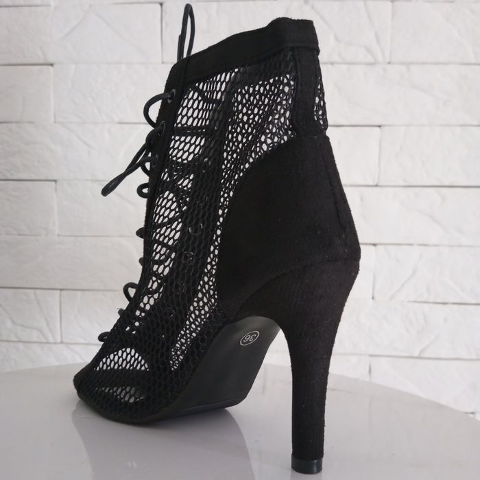 Хілси туфлі для танців