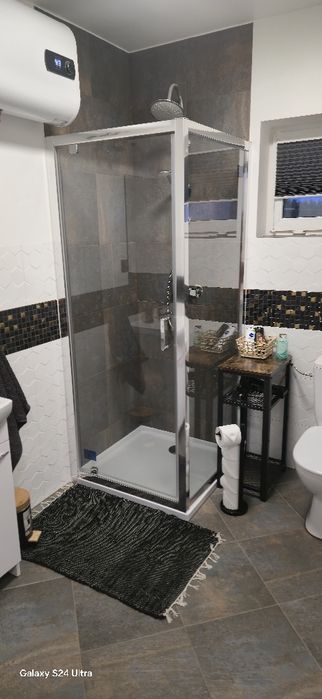 Domek  4-osobowy z jacuzzi ..