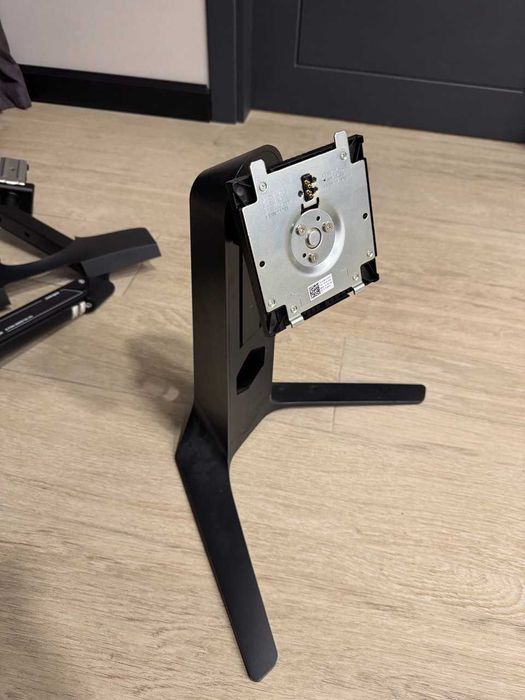 Монитор Dell Alienware 240