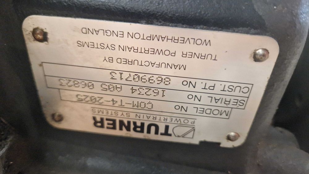 koparko ładowarka case 580 sle 05r skrzynia biegów Turner com-t4-2025