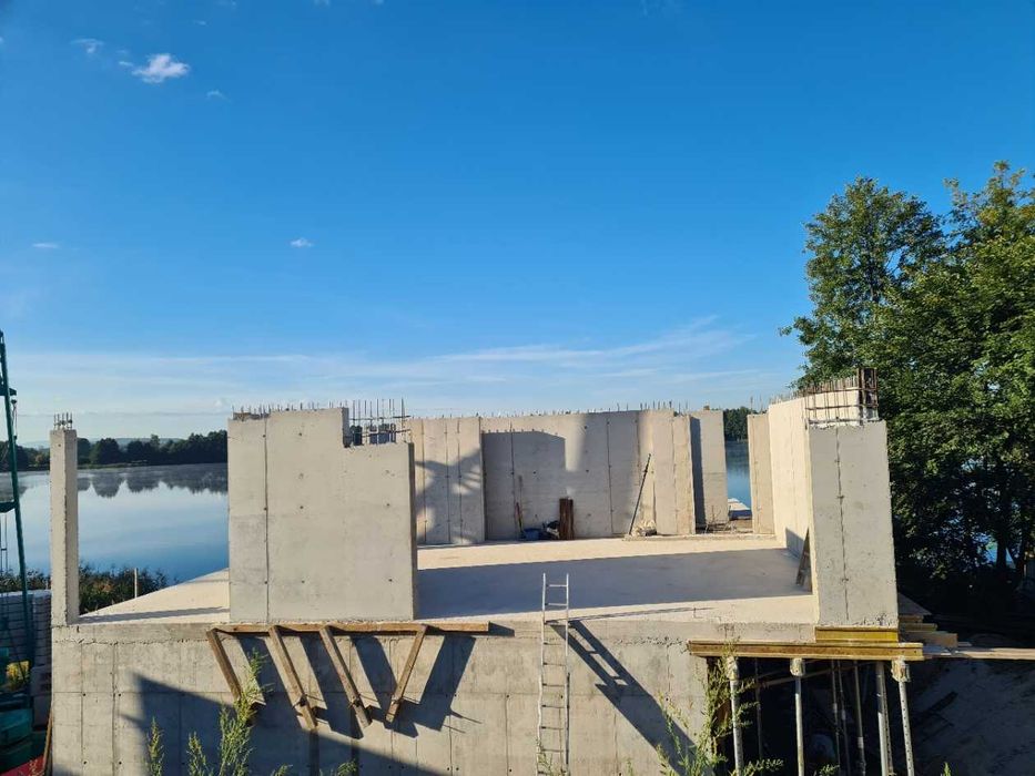 murarz budowa domu usługi budowlane żelbety mury oporowe piwnice