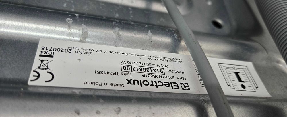 JANKI, ul. Wspólna 6 Pralka Electrolux Perfect Care 1-6kg