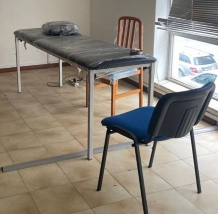 Móveis, utensílios de tatuagem