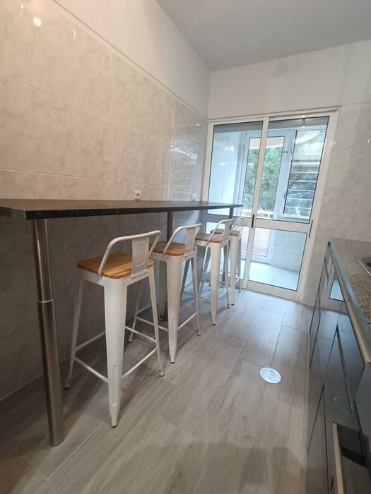 Quarto  para Arrendamento Mensal apenas a estudantes