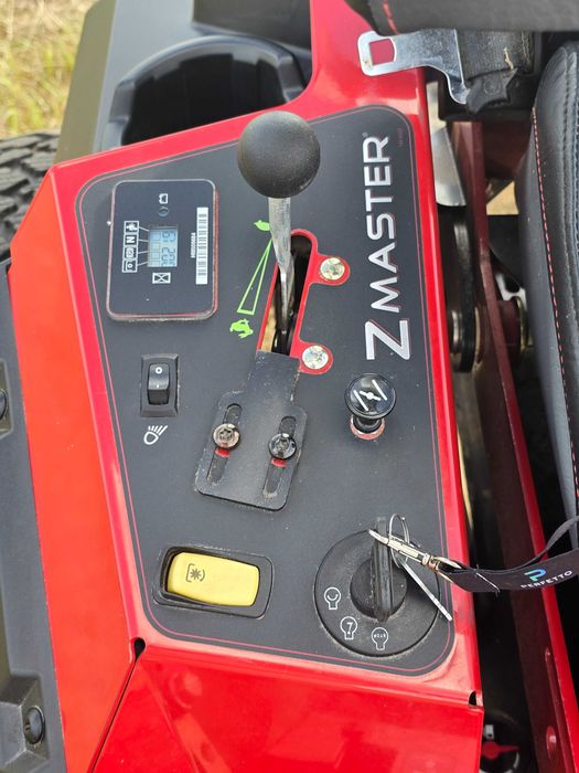Kosiarka PROFESJONALNA Z-MASTER 4000, koszenie 132cm