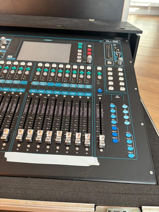 Allen&Heath QU-32