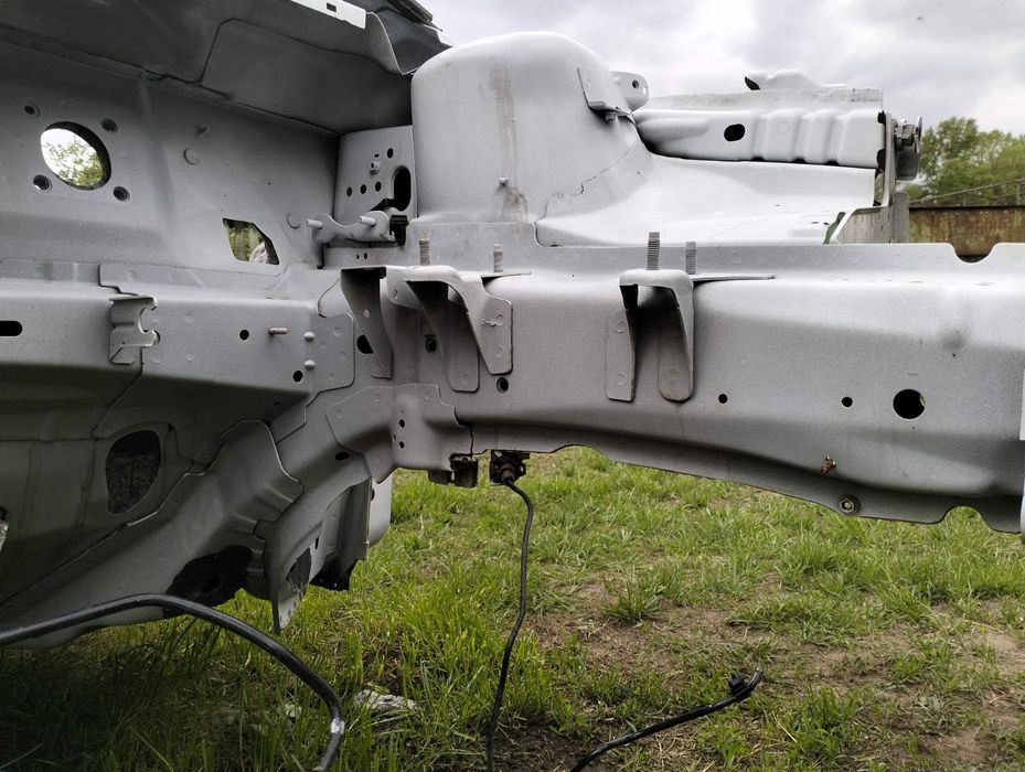 Ліва четверть ford focus mk-2