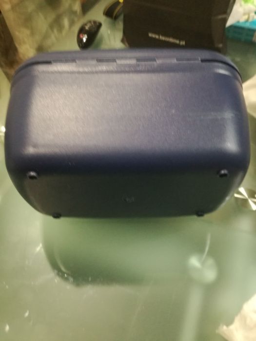 Necessaire azul da Avon