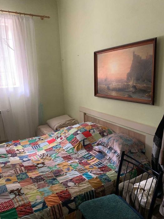 Продажа Житлового будинка  327 кв.м в м. Чернівцях + Київ