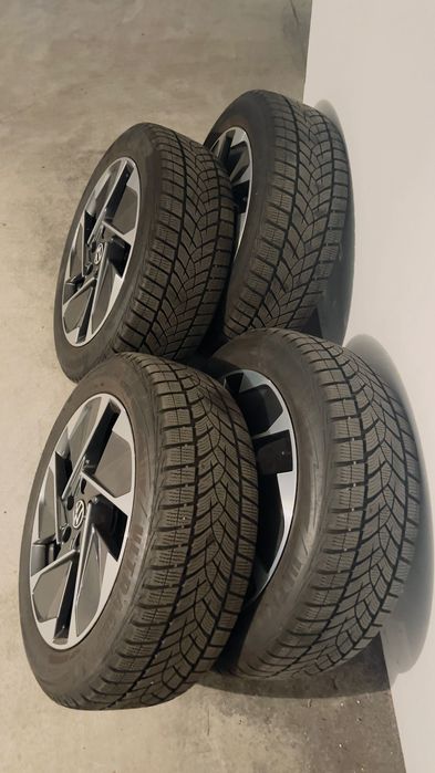 Jantes VW ID.3 18" com pneus de inverno