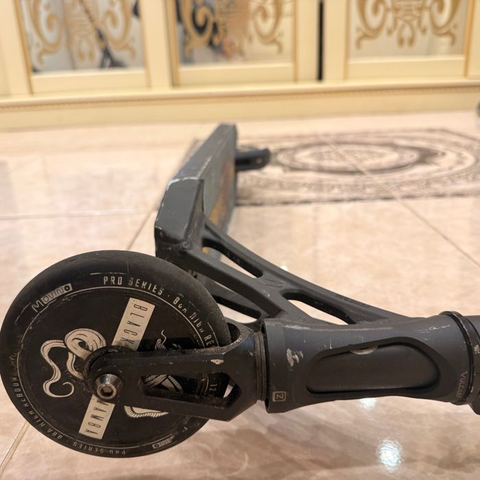 Трюковий самокат