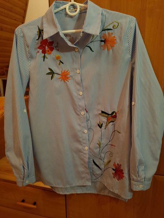 bluzka  haftowana -S-