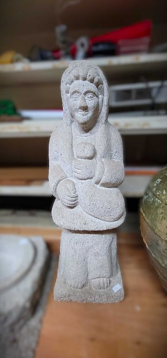 Estatua de Pedra - Santa Antiga