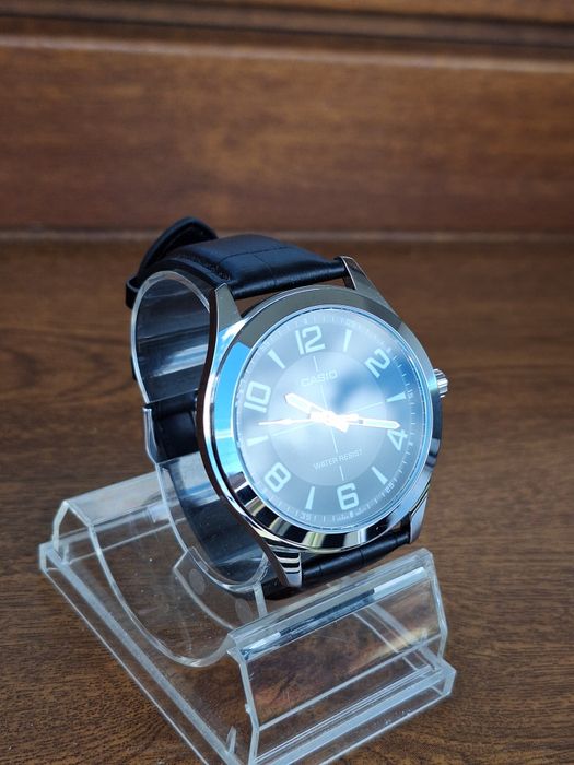 Nowy Casio MTP-VX01L-1B