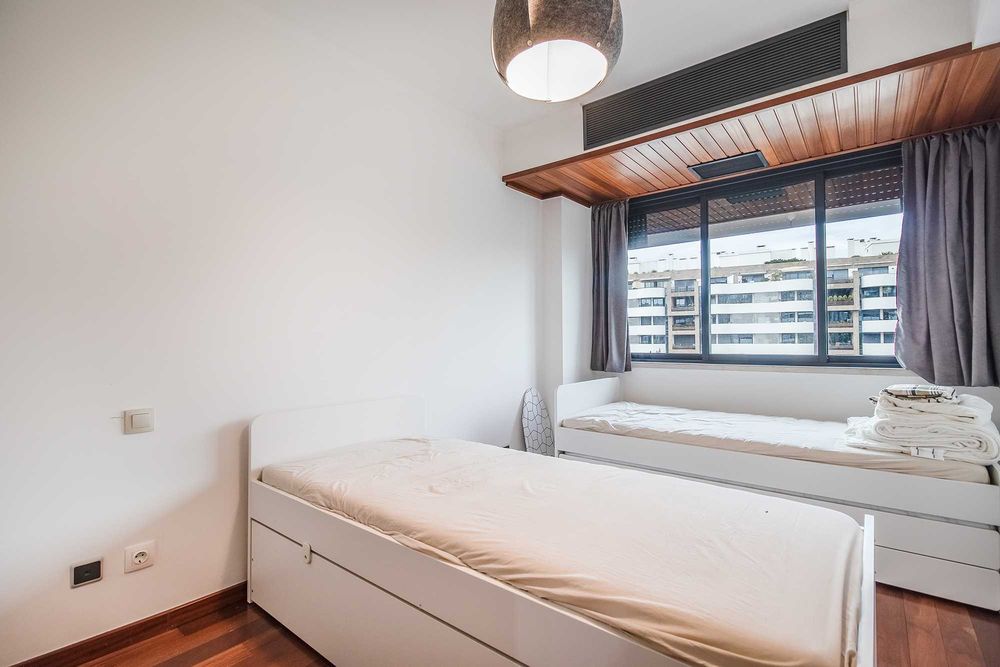 Apartamento T2 c/ box e arrecadação - Parque das Nações, Lisboa