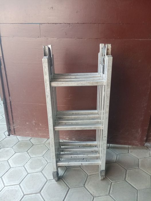 Продам раскладную лестницу: 2 200 грн. - Господарський інвентар ...