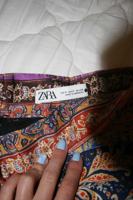 Saia com Padrão Zara