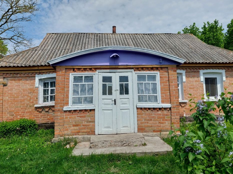 Продається будинок з ділянкою 17 соток
