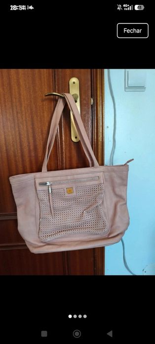 Bolsa de mulher grande, com pouco uso, da Vagg